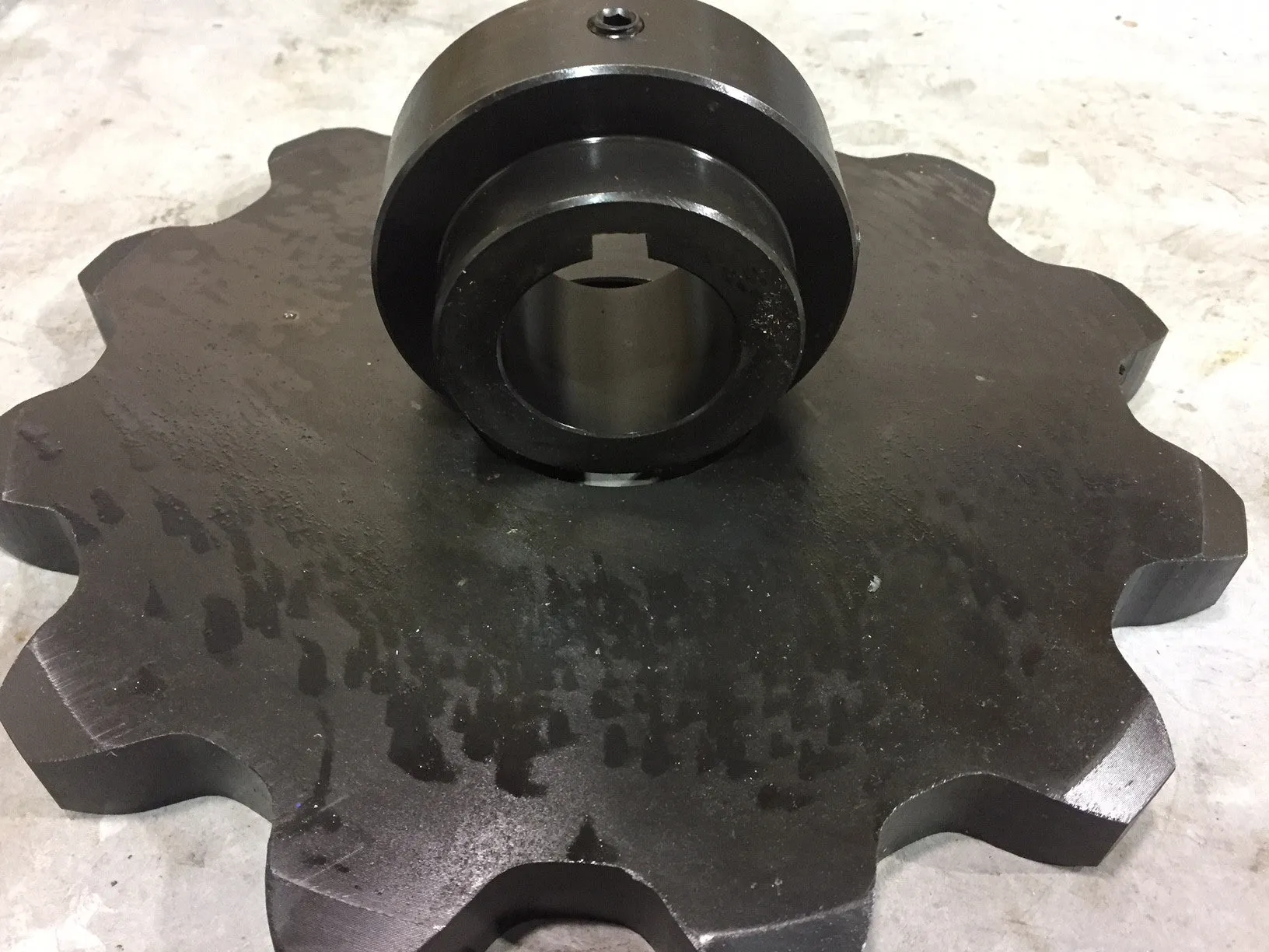 1-1/2" Y-Series Weld on Hub Round Bore with Keyway Set Screw