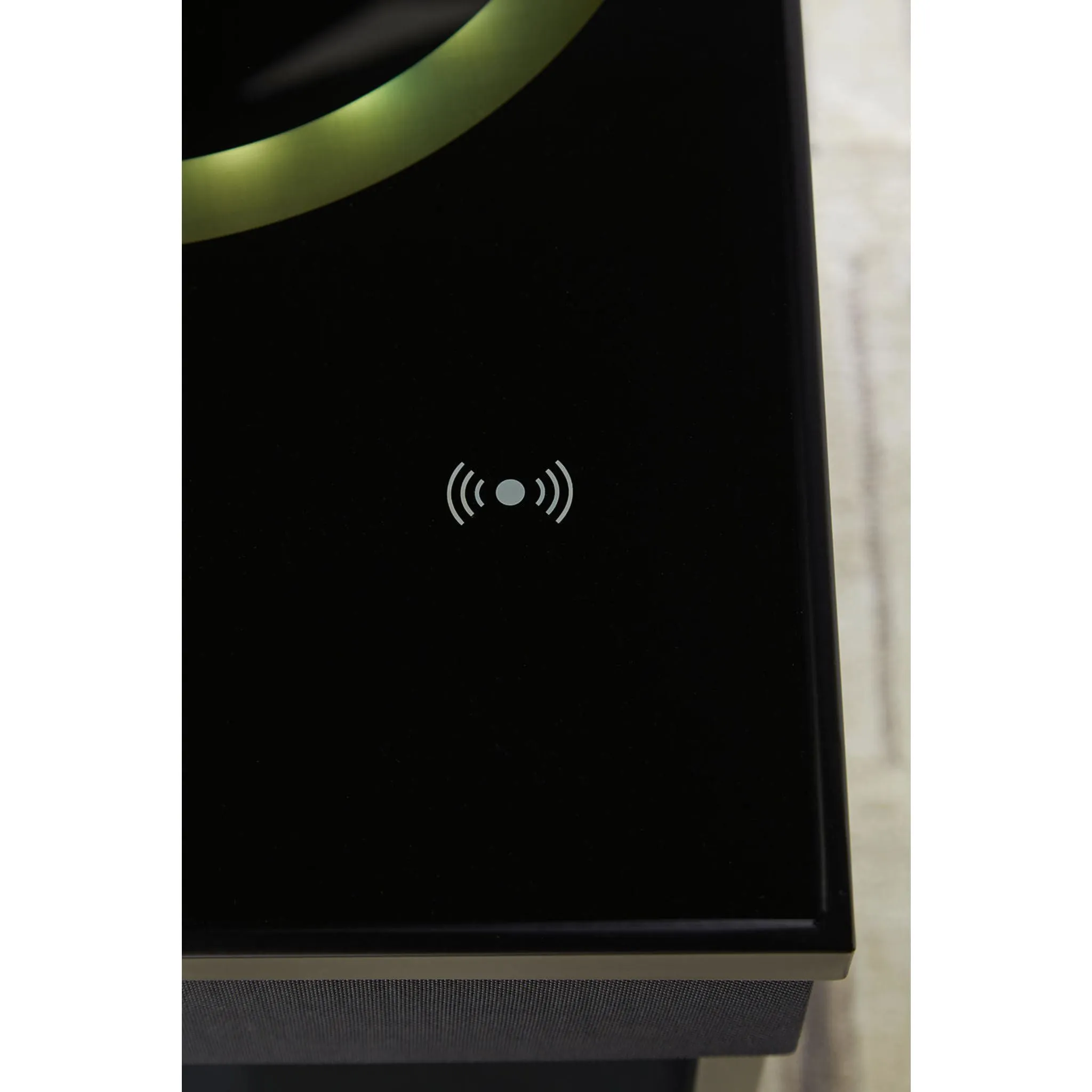 Gemmet Accent Table - Black