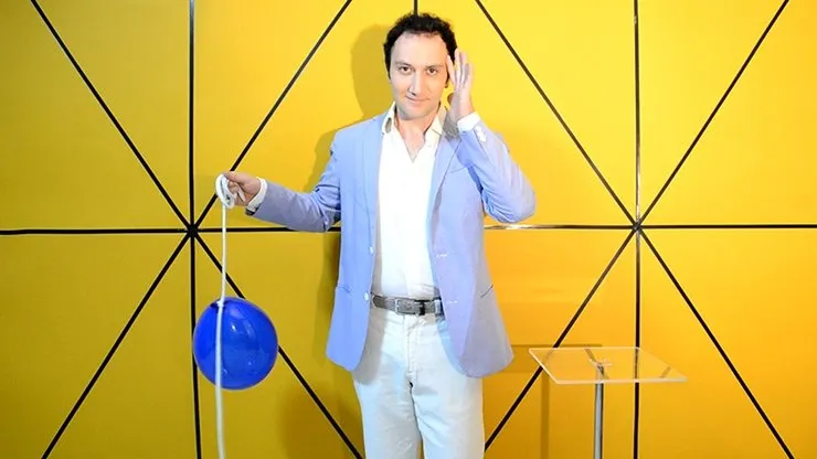 Magic Room by Sandro Loporcaro (Amazo) - INSTANT VIDEO DOWNLOAD