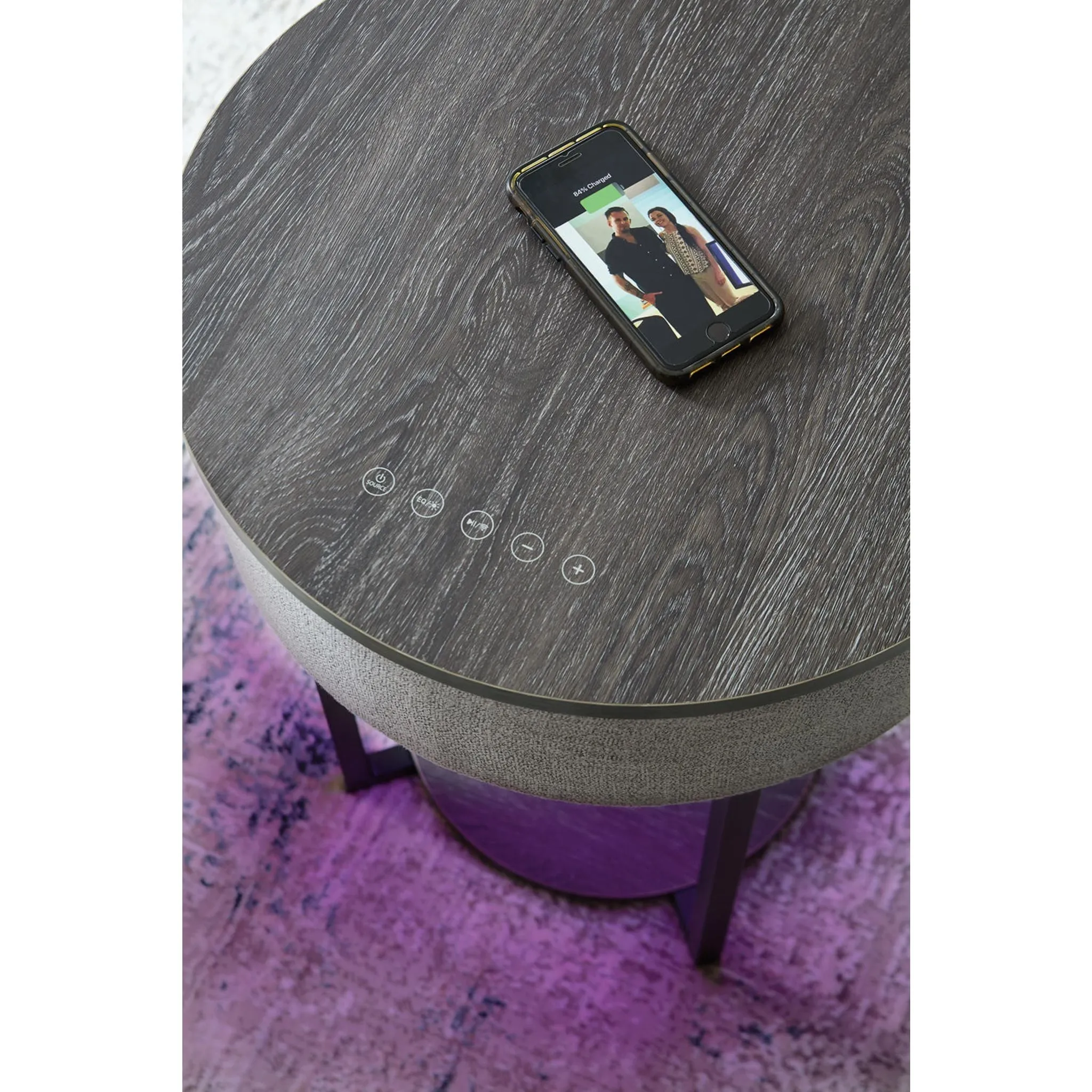 Sethlen Accent Table