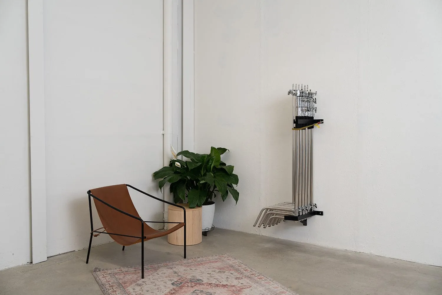 Spectrum C-Stand Wall / Door Mount Holder Rack - Holds 6 Stands (C-Stand Not Included) (OPEN BOX)