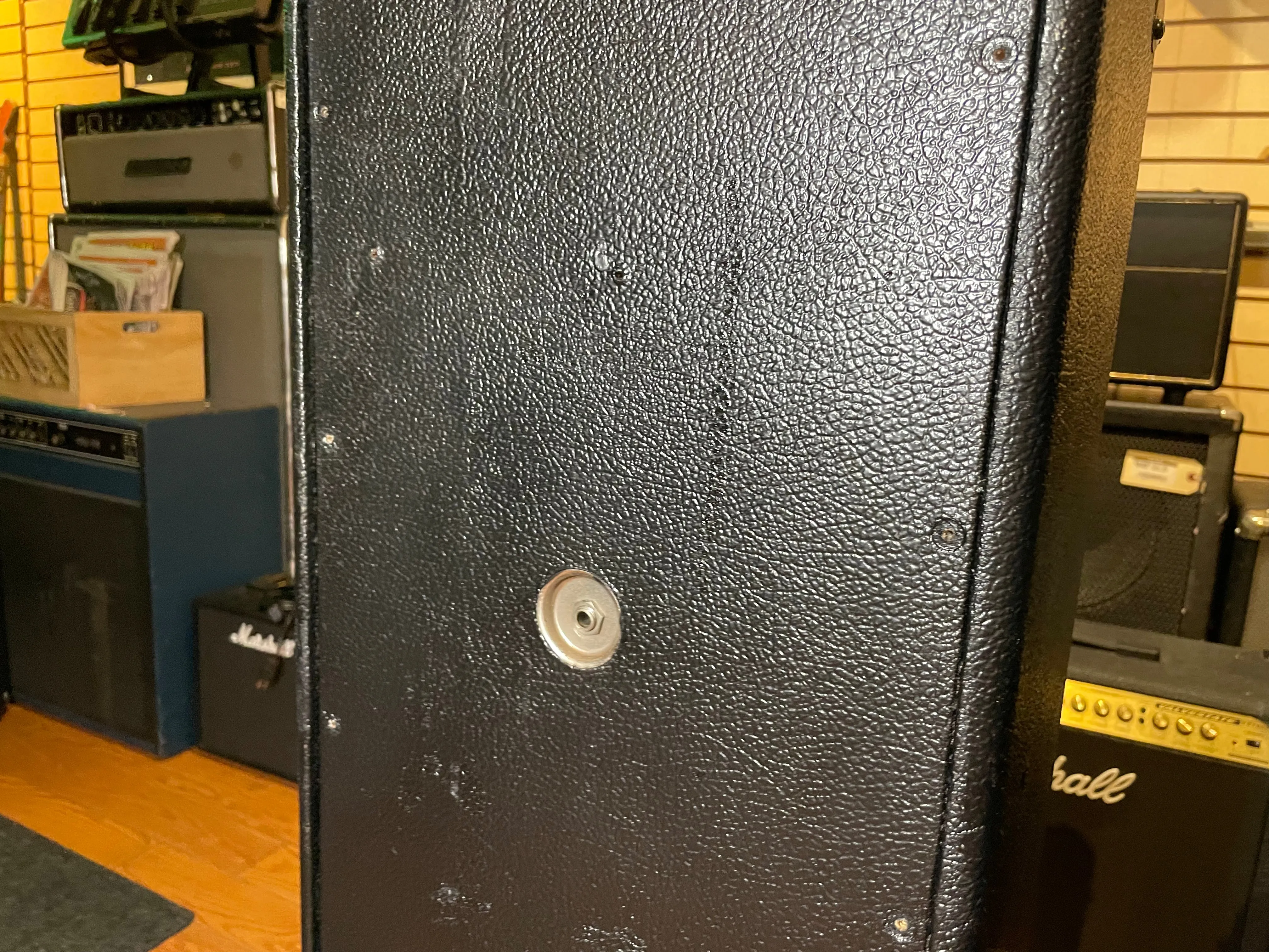 Traynor YSC-3 PA Column Pair Used