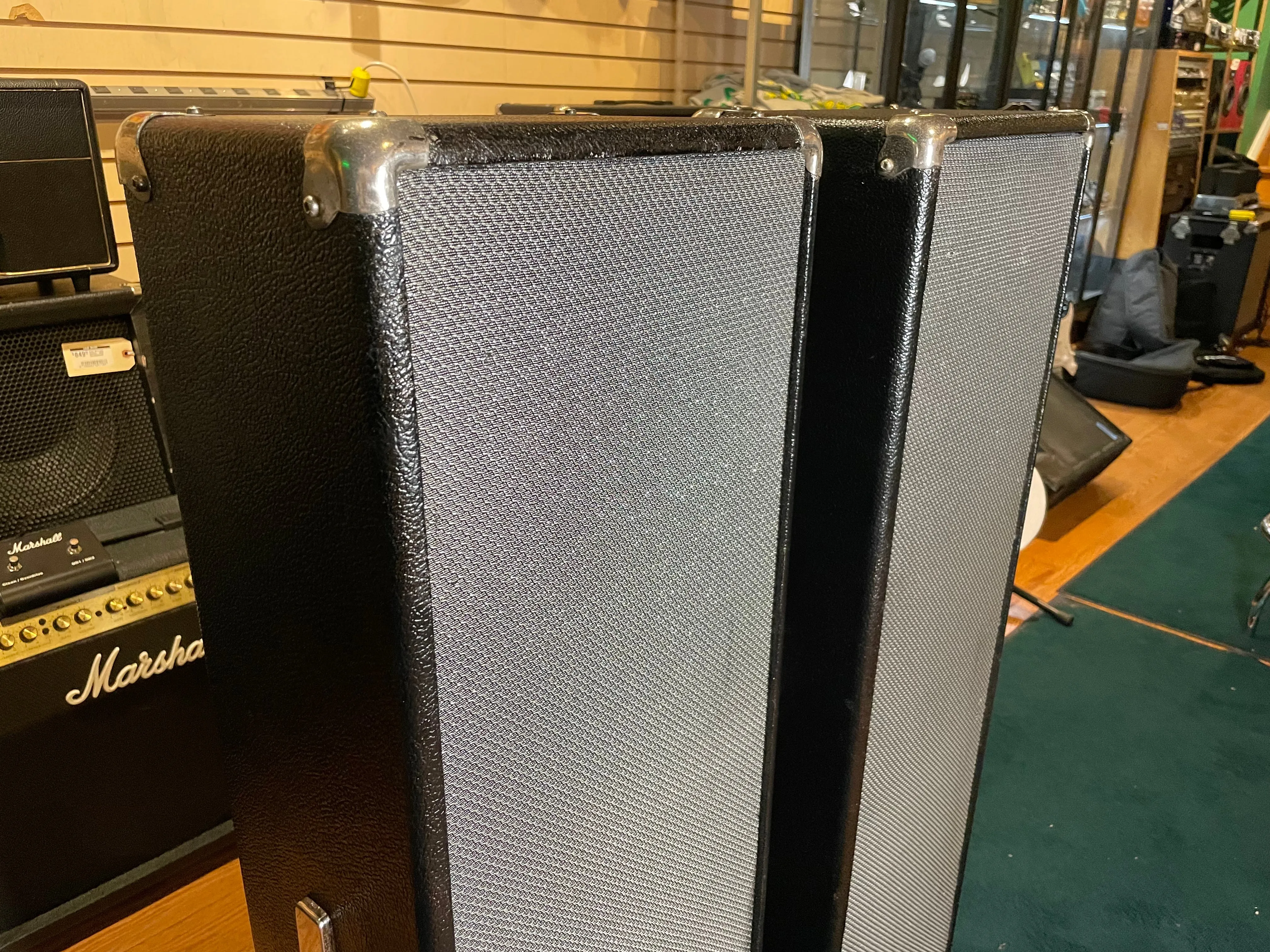 Traynor YSC-3 PA Column Pair Used
