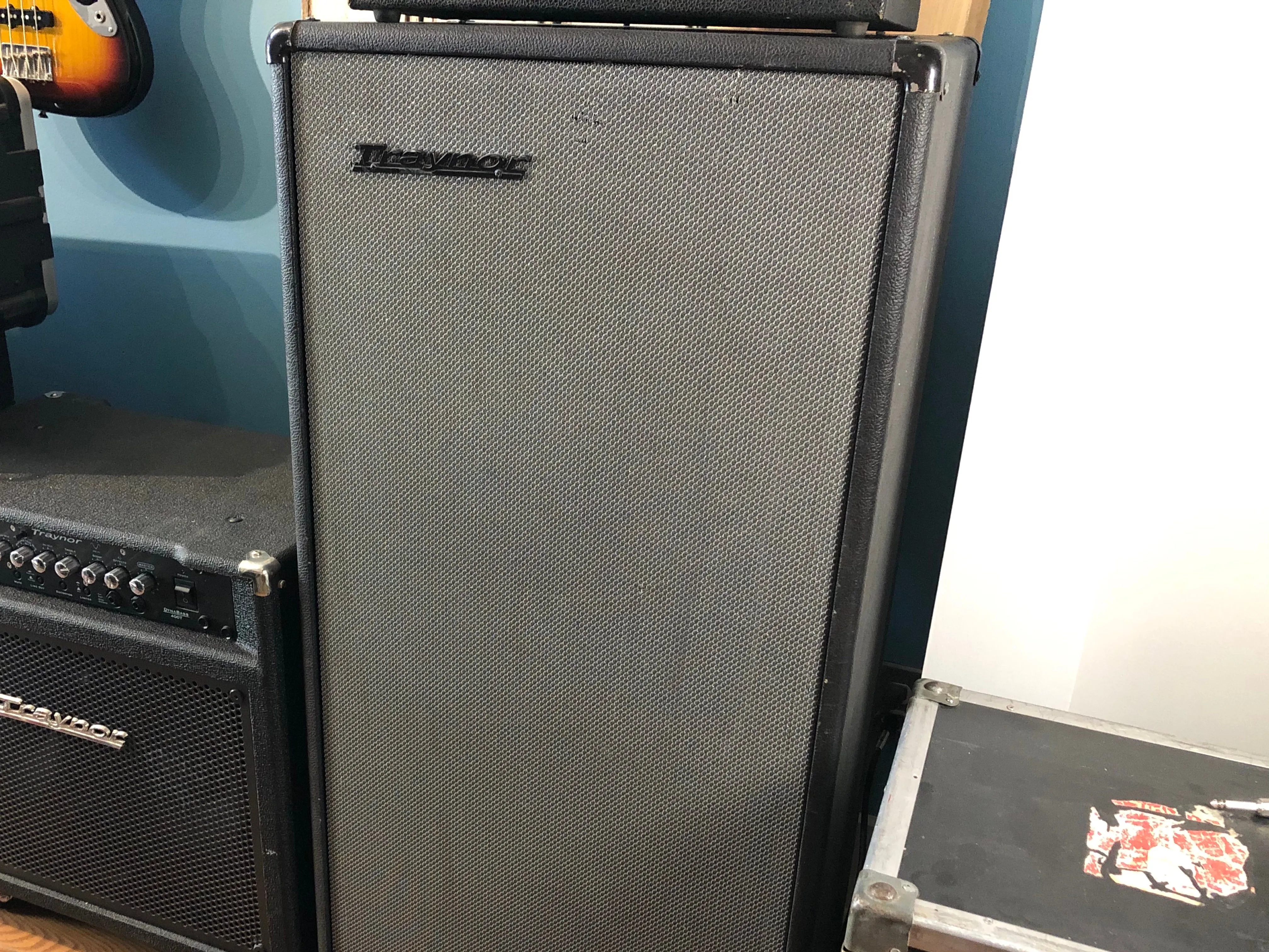 Traynor YT-15 2x15 Cabinet